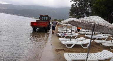 Sahillerden 212 traktör atık toplandı