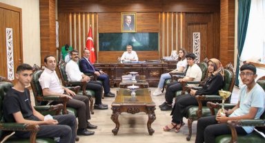 Vali Ekinci Bingöl'ün birincilerini ağırladı