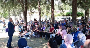 Zolan çifti kadınlarla buluştu