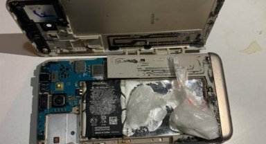 Adıyaman Besni'de cep telefonu arası uyuşturucu!