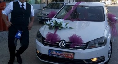 Aydın Efeler'de renkli düğün... Tuz bitene kadar 'Seni Seviyorum' turu