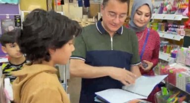 Babacan çiftinden kırtasiye alışverişi
