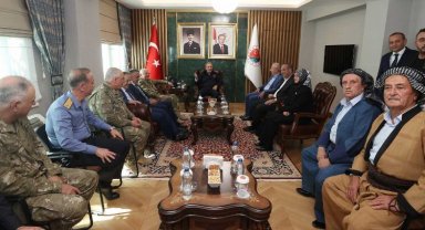 Bakan Akar'dan Şırnak Valiliği'ne ziyaret