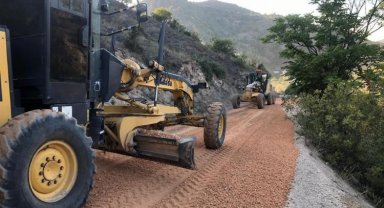 Bilecik Söğüt'te çiftçilerin sera yolları yapıldı