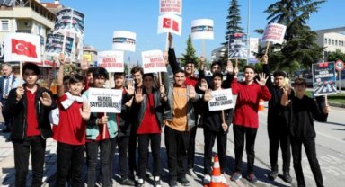 Bursa İnegöl'de hayata 'saygı' duruşu