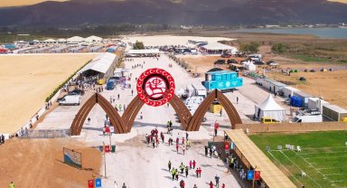 Bursa İznik 'Dünya'yı ağırlamaya başladı