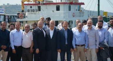 Bursa'da AK Parti yüz yüze buluşmalarını Gemlik'te sürdürüyor