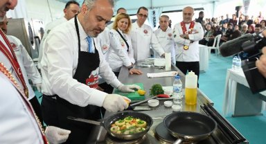 Bursa'da Gastronomi Festivali'ne renkli açılış
