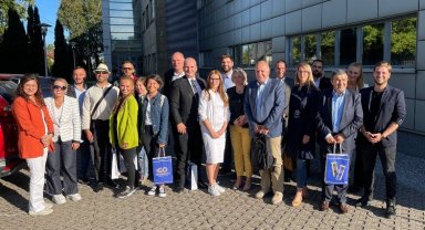 Bursa'da genç ticaret elçileri ihracata güç katacak