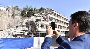 Bursa'nın surlarına Osmangazi imzası