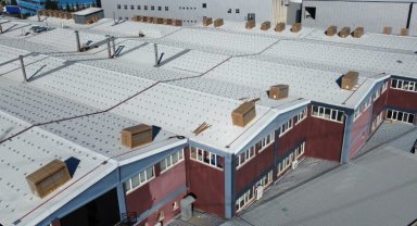 CW Enerji bir fabrikanın çatısını daha güneş panelleri ile donattı