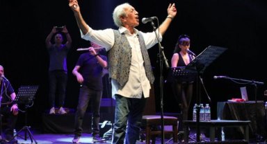 Edip Akbayram Hatay'da barış için söyledi