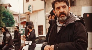 Enos, dizi film çalışmalarına başladı
