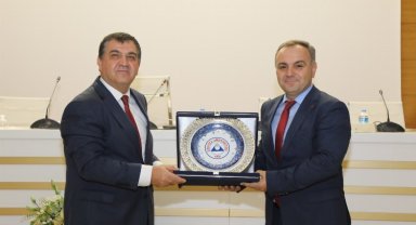 ERÜ'de 'AB süreci ve fırsat' konferansı