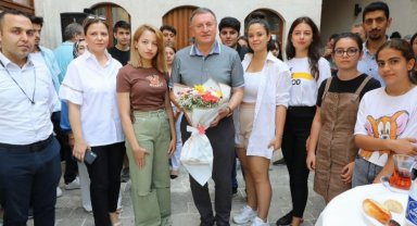 Hatay Büyükşehir'le sınava hazırlanan öğrenciler şehrin gururu oldu