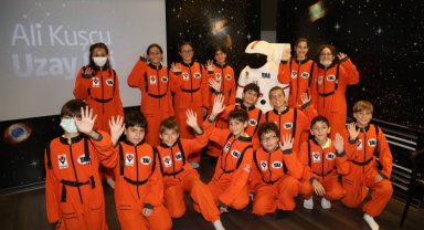 İstanbul'da 80 bin çocuk uzay eğitimi aldı