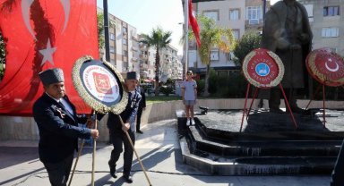 İzmir Narlıdere'de Gaziler Günü kutlandı