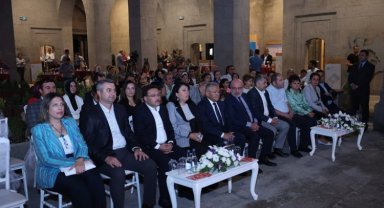 Kayseri protokolünden müzikli şifa