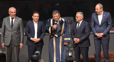 Kayseri'de hayırsever iş insanı Bekir Özbıyık 'yılın ahisi' seçildi