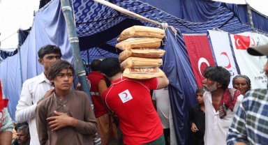 Kızılay: Dünyanın Pakistan'a ilgisi yetersiz!