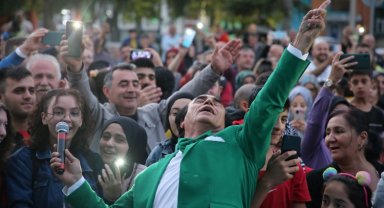 Kocaeli Gölcük'te Hababam Vokal'den muhteşem konser