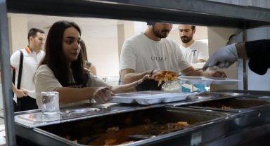 Kocaeli'de üniversiteliler 'Anne Eli' ile yemek hasreti çekmiyor