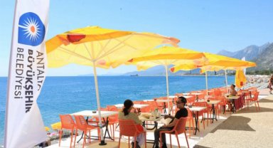 Konyaaltı sahiline yeni tesis