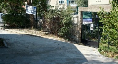 Kütahya'da mezarlıklarda imalatlar tam gaz