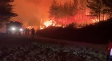 Marmaris alev alev yanıyor! Bir helikopter düştü