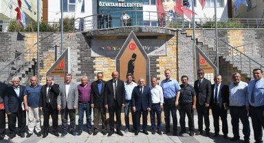 Memduh Büyükkılıç muhtarlarla buluştu