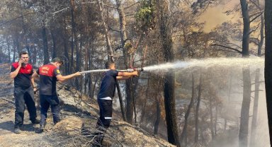 Muğla Büyükşehir, Marmaris yangınına seferber oldu