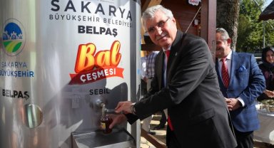 Sakarya Büyükşehir ücretsiz bal ve süt geleneğini başlattı