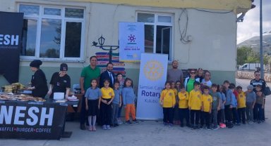 Samsun'da Rotary'den öğrencilere 'Waffle' keyfi