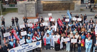 Türk Eğitim-Sen üyeleri Düzce'den seslendi