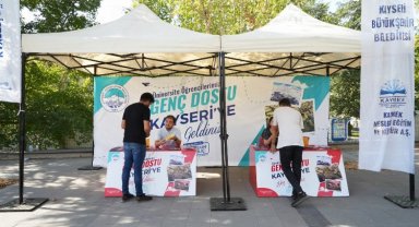 Yeni üniversitelilere Kayseri 'hoş geldin' dedi