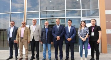 Ahmet Çolakbayrakdar'dan gençlere müjde