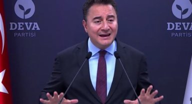 Babacan: Avrupa'yı gezebilen gençler, şimdi otobüs biletine muhtaç oldu