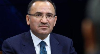 Bakan Bozdağ'dan Anayasa teklifi açıklaması... Pazartesi'ye kadar netleştireceğiz