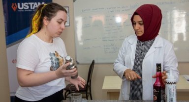 Barista olmak isteyen KO-MEK'e