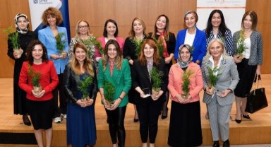 Başkan Tekin, başarıya ulaşan '100 kadın lider' arasında