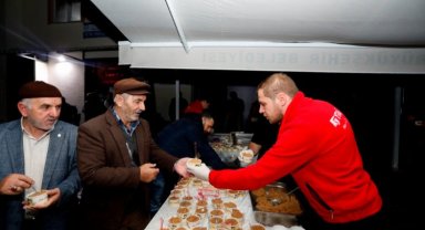 Bursa İnegöl Belediyesi kandil helvası geleneğini sürdürdü