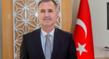 Bursa İnegöl'de Başkan Taban'dan bayrak hassasiyeti