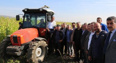 Bursa Kestel'de silajlık mısır hasadı yapıldı