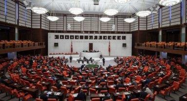 Bursa milletvekillerinden hangileri başarılı? Kimler hayalet milletvekili sıralamasına girdi? (ÖZEL HABER)