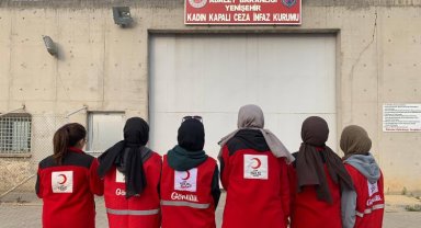 Bursa Yenişehir'de cezaevindeki çocukların hayallerine Kızılay imzası