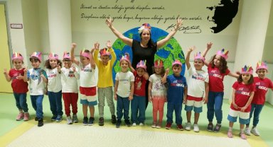 Bursa'da çocuklardan eğlenceli kutlama