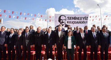 Büyükşehir'den Adana'ya hizmet yağmuru