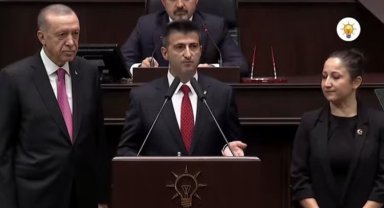 Çelebi: FETÖ zombilerine karşı yanınızdayım