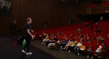 "Çocuklar kadar aileler de mesaj almalı"