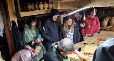 Dağcılardan çömlek diyarı Kınık'a kültür gezisi